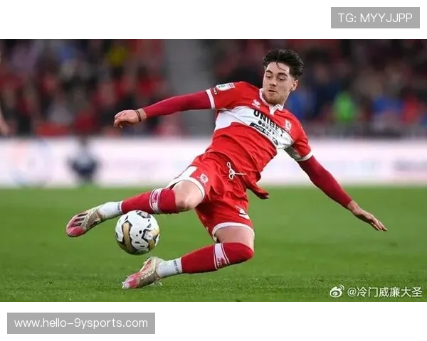 曼联冬窗重磅引援计划曝光全力冲击英超前四席位主帅信心十足目标 曼联冬窗重磅引援计划曝光全力冲击英超前四席位主帅信心十足目标