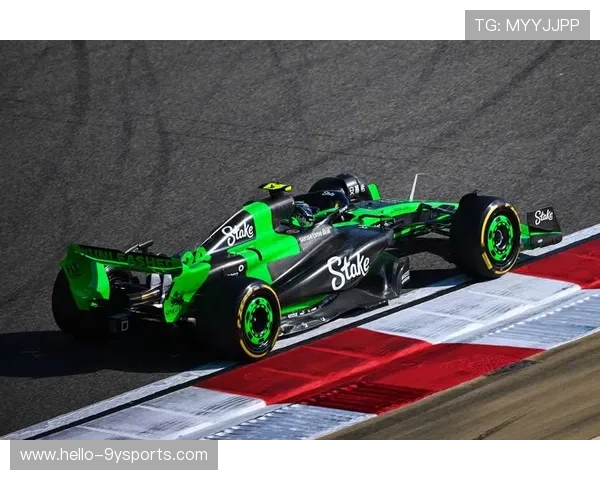 F1赛季最新动态：车队更换阵容、技术革新与争议赛道引发热议