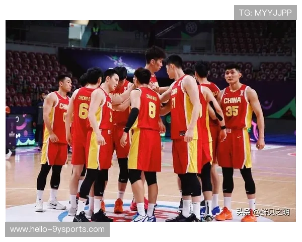中国男篮逆袭战胜强敌 确定晋级世界杯八强 全队展现顽强拼搏精神